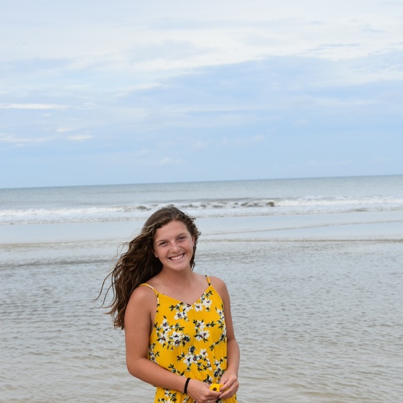 Meet your Posher, Ashlyn - Picture 1 of 1